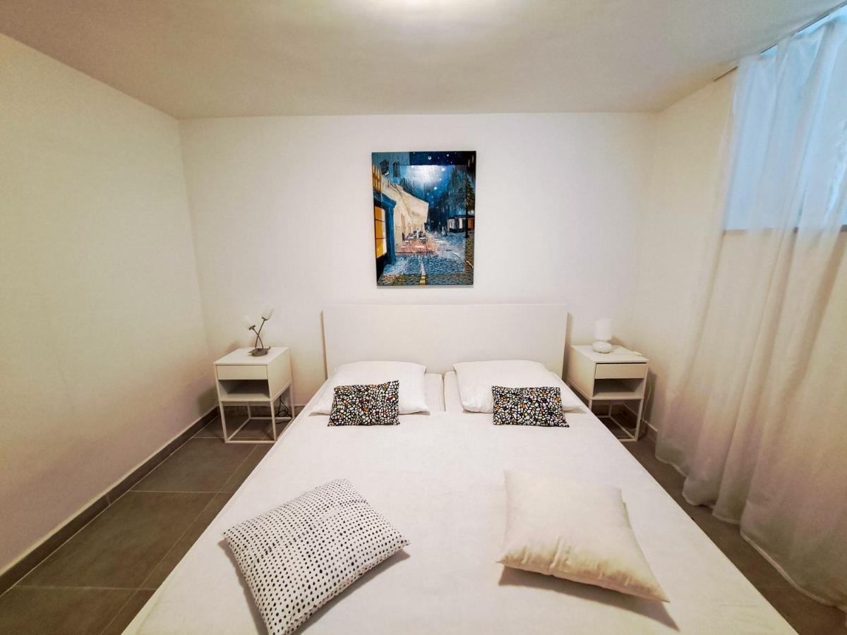 Apartments Ivanka ซูเปตาร์ ภายนอก รูปภาพ